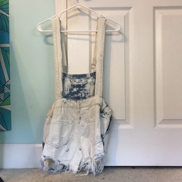 Short Overalls - Picture 2 of 3